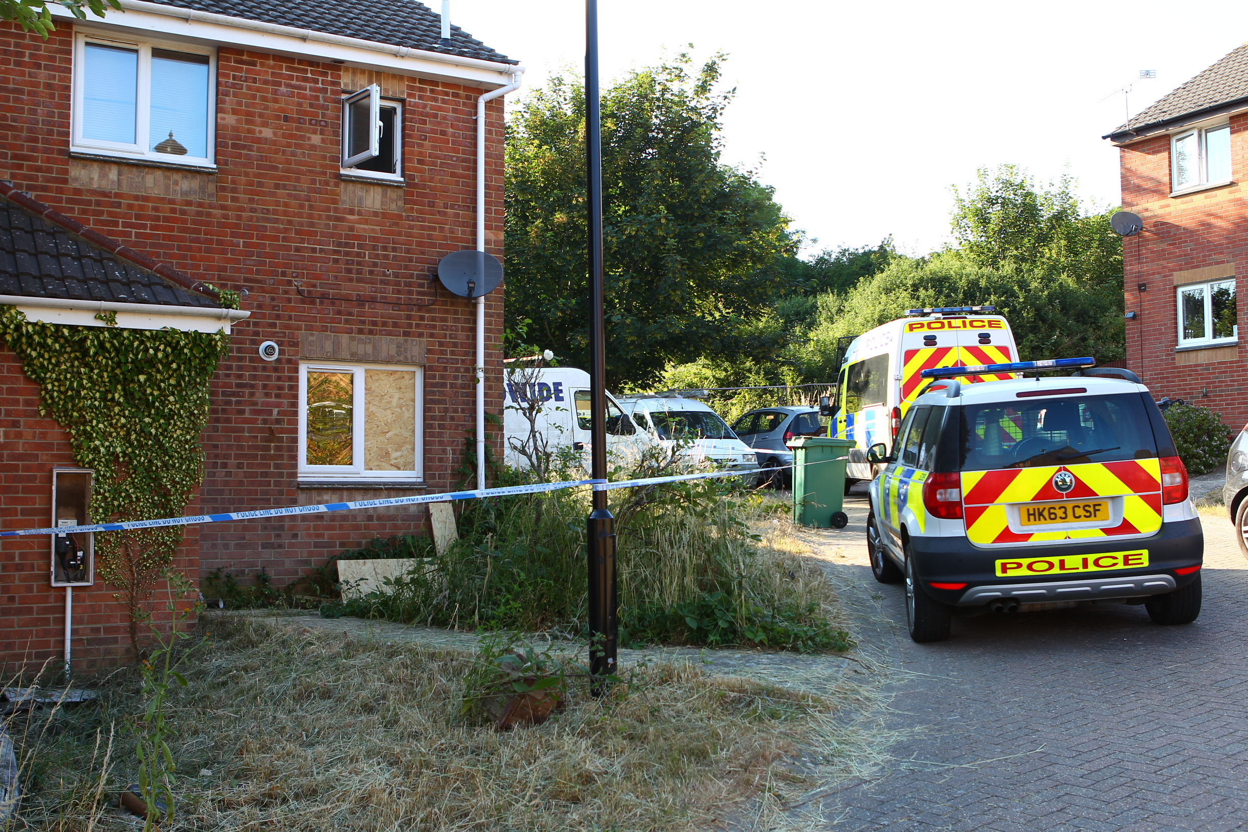 MAN RUSHED TO HOSPITAL AND CORDON ERECTED AROUND VENTNOR PROPERTY