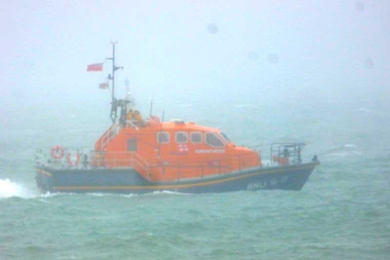 BEMBRIDGE RNLI LAUNCHED TO SEARCH FOR UNIDENTIFIED OBJECT