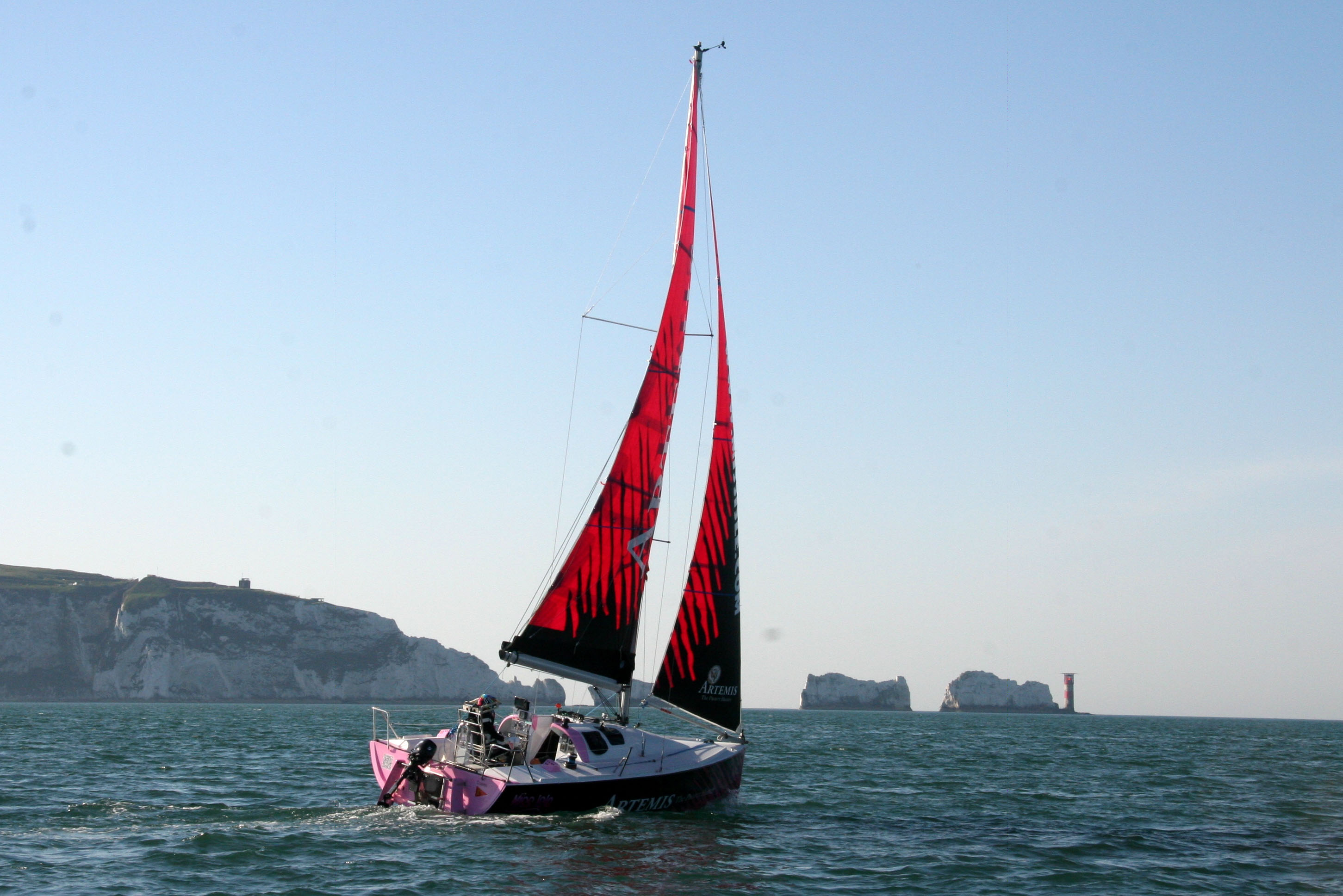 NATASHA LAMBERT BEM CONFIRMS ENTRY TO ROUND THE ISLAND RACE