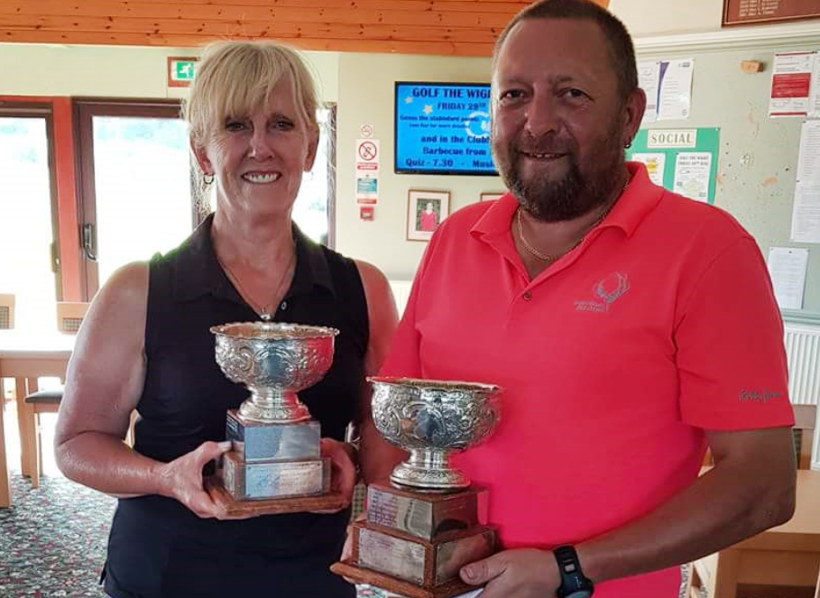 GOLFERS COMPETE FOR COVETED SAUNDERS ROSEBOWLS