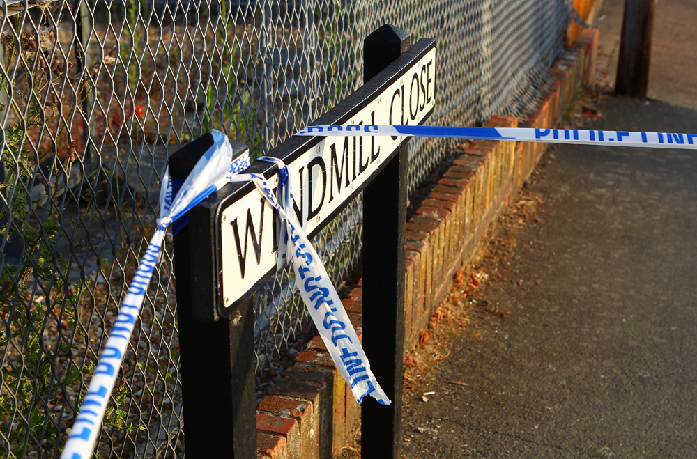 TEENAGER STABBED IN THE BACK TWICE ON THE STREETS OF COWES