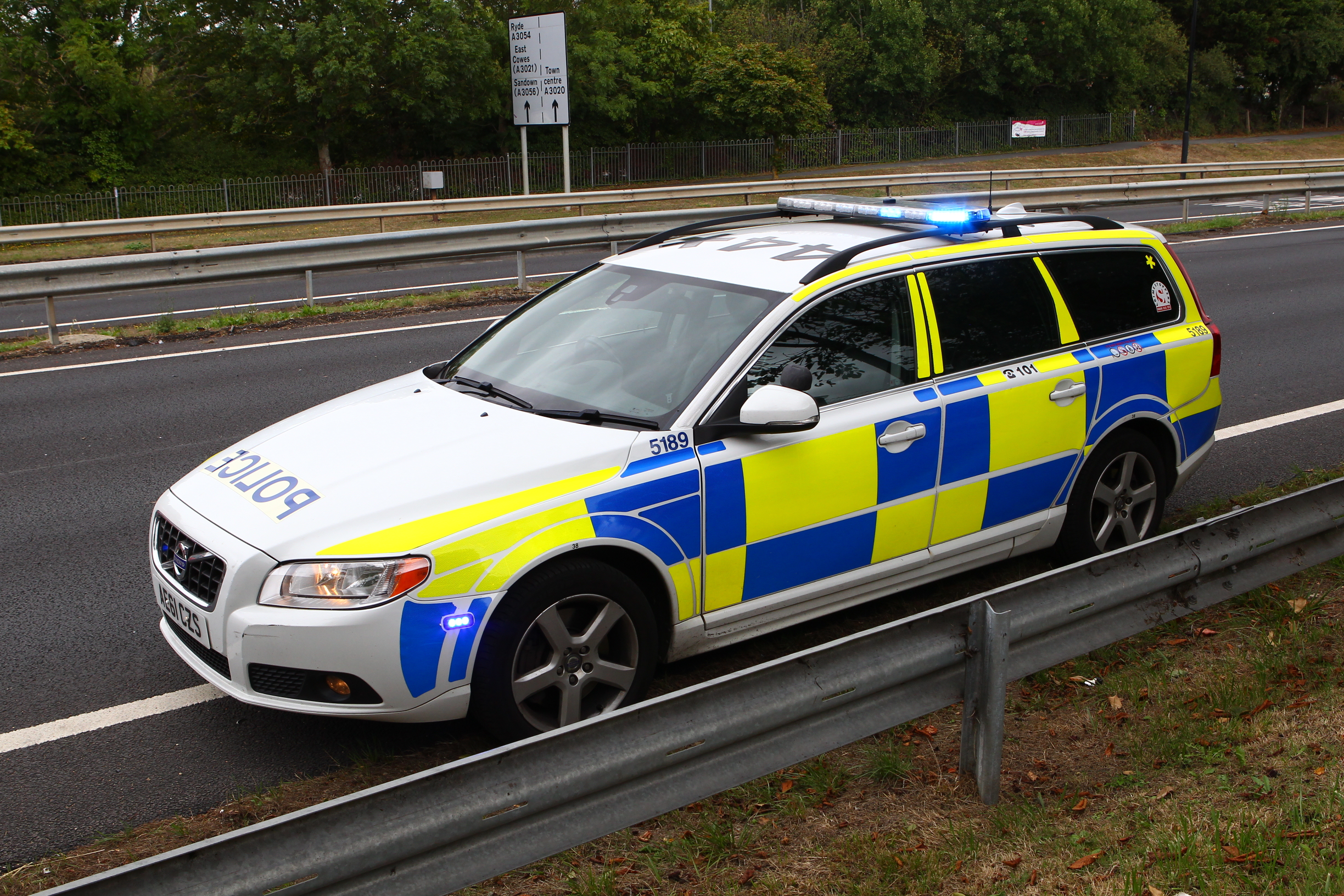 DUAL CARRIAGEWAY CRASH CAUSES DELAYS IN NEWPORT