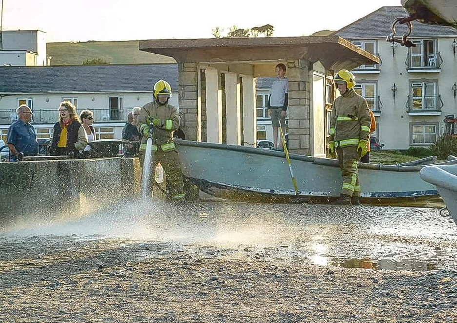 FRESHWATER’S FINEST PUT THEIR HOSES TO THE TEST TO HELP COMMUNITY