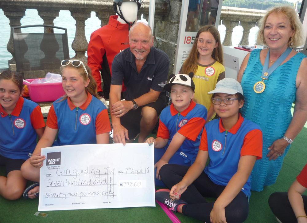 GIRLGUIDING ISLE OF WIGHT RECEIVES WIGHTAID CHEQUE FOR £772