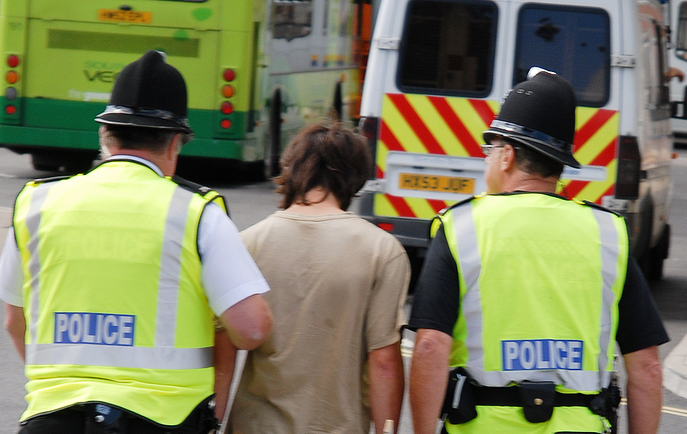 POLICE TO USE SOCIAL MEDIA TO TACKLE ANTI-SOCIAL BEHAVIOUR IN NEWPORT