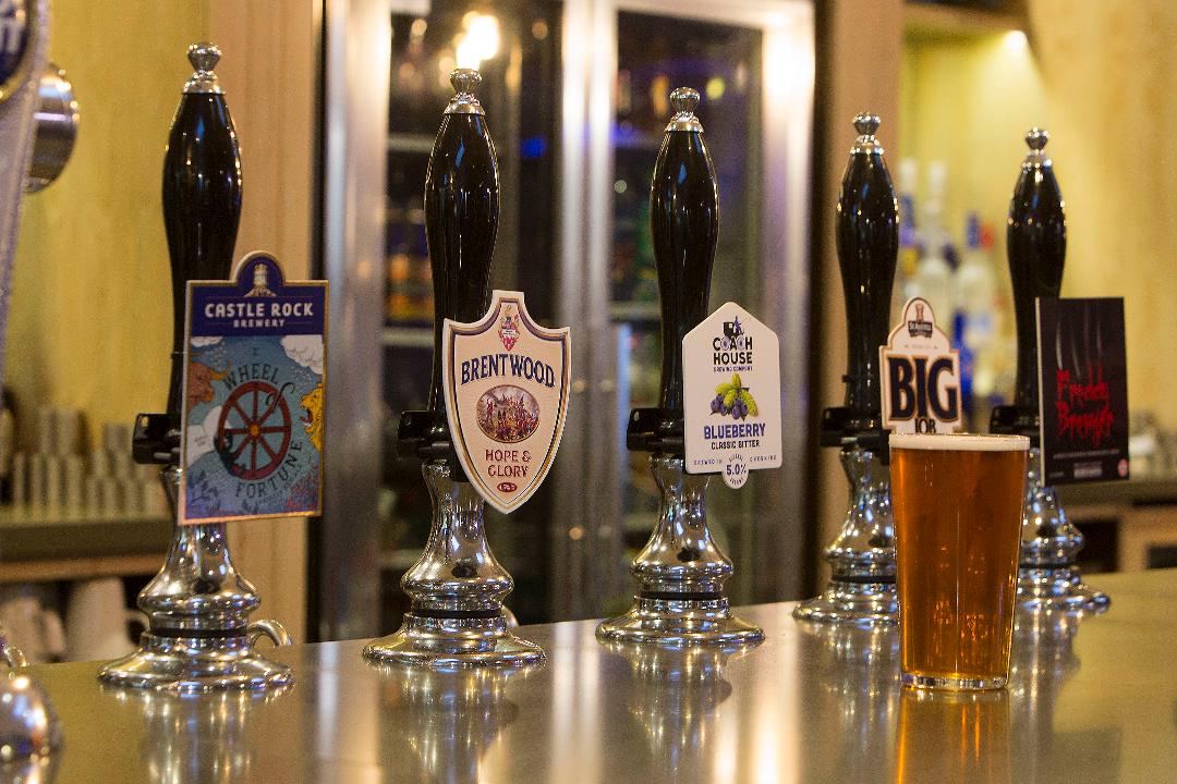 £2.15 A PINT DURING REAL ALE AND CIDER FESTIVAL