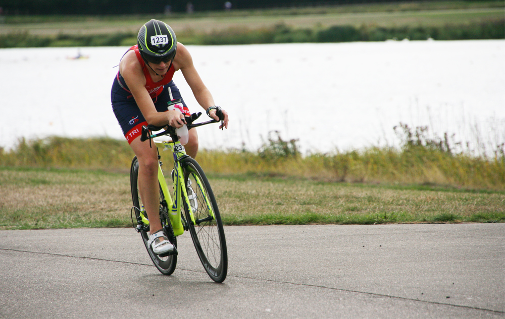 STRONG PERFORMANCE FOR WIGHT TRI’S LIZ DUNLOP ON THE GOLD COAST