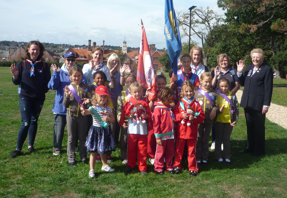 GIRLGUIDES JOIN WI FOR WOMEN’S SUFFRAGE PARADE