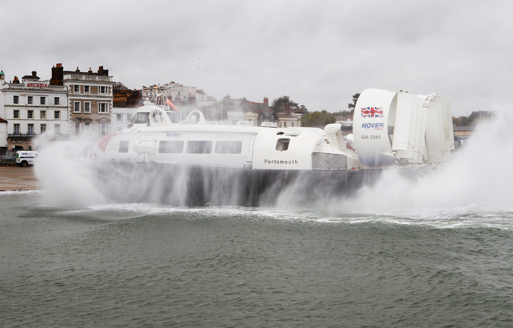 HOVERTRAVEL SUSPENDED SERVICE FOLLOWING MID-SOLENT TECHNICAL ISSUE