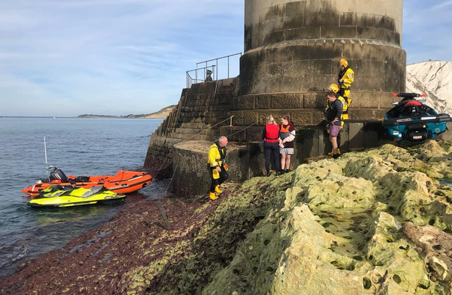 STRANDED JET SKIERS RESCUED FROM THE NEEDLES LIGHTHOUSE