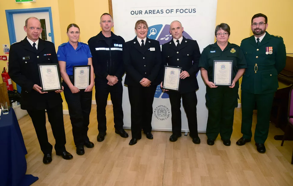 EMERGENCY PERSONNEL RECOGNISED FOR THEIR EFFORTS IN AFTERMATH OF BEMBRIDGE PLANE CRASH