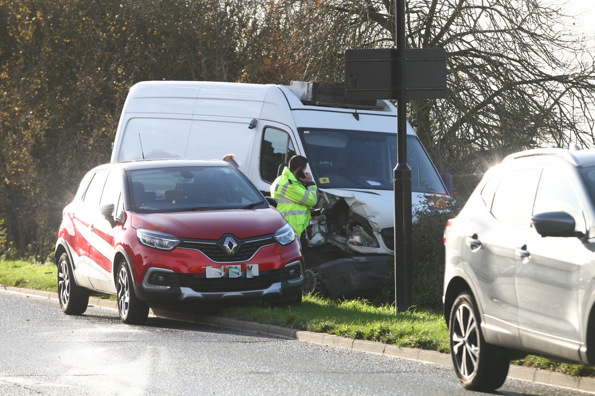 VAN CRASHES INTO HEDGE ON FAIRLEE ROAD