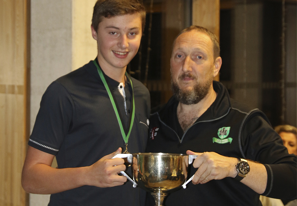 COX BAGS TOP JUNIOR CRICKET AWARD