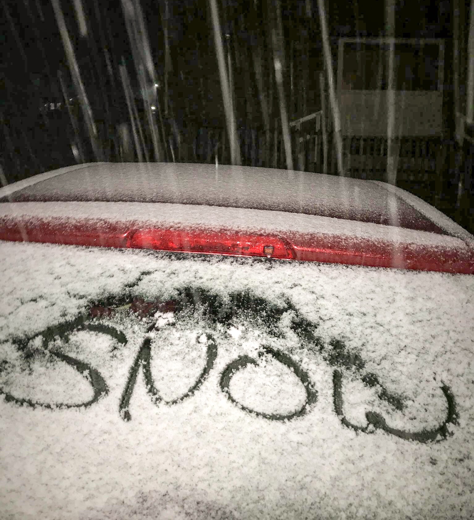 ISLAND SEES ITS FIRST SNOW DUSTING OF THE SEASON