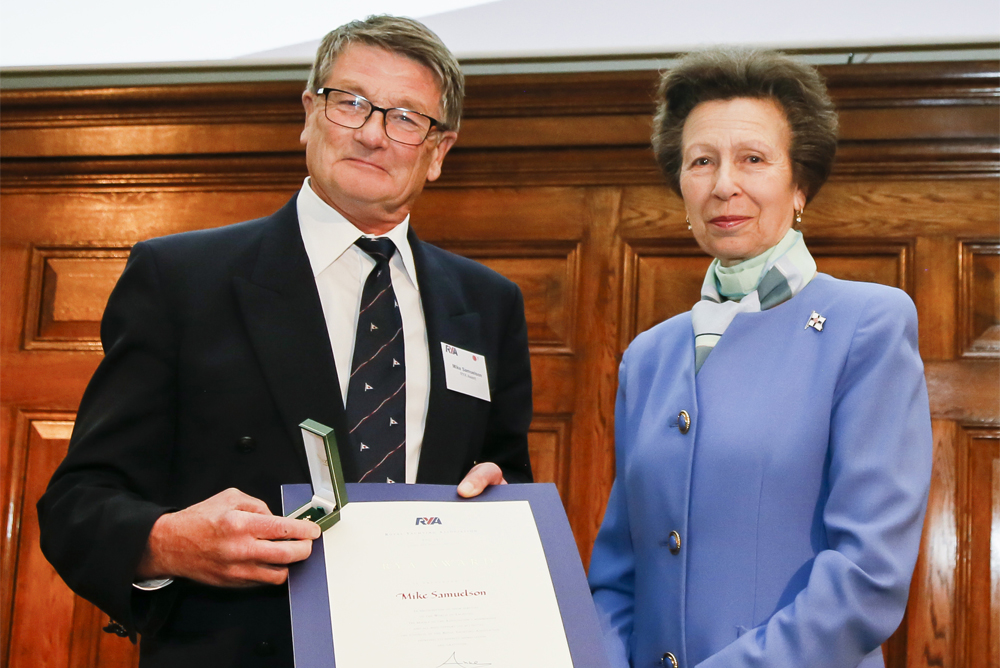 HRH THE PRINCESS ROYAL AWARDS BEMBRIDGE VOLUNTEER
