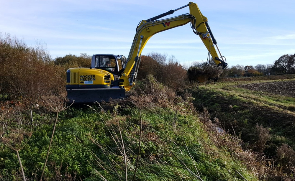ENVIRONMENT AGENCY WORKING TO REDUCE FLOOD RISK