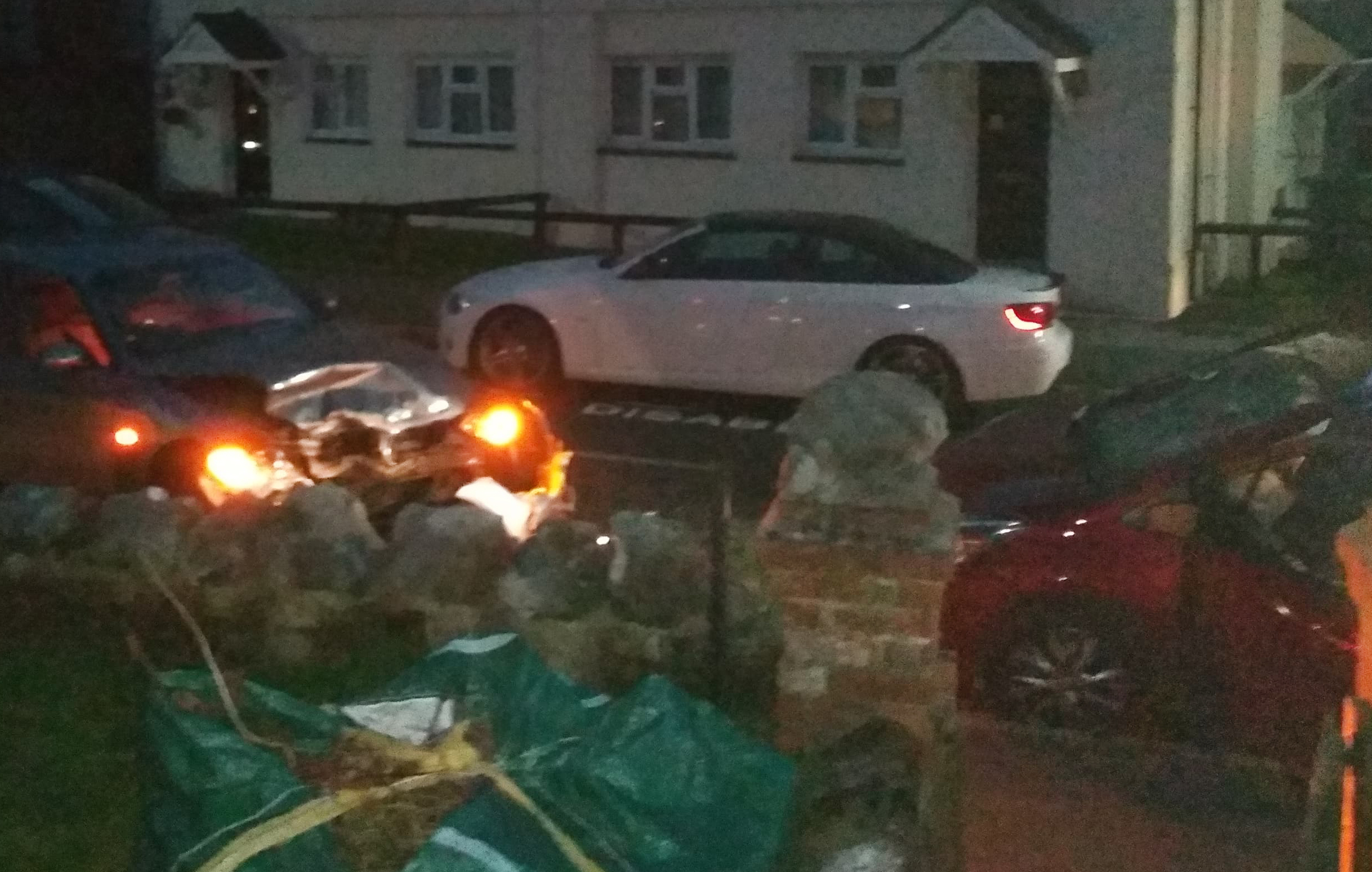 SERIOUS CRASH IN UPPER VENTNOR CLOSES ROAD
