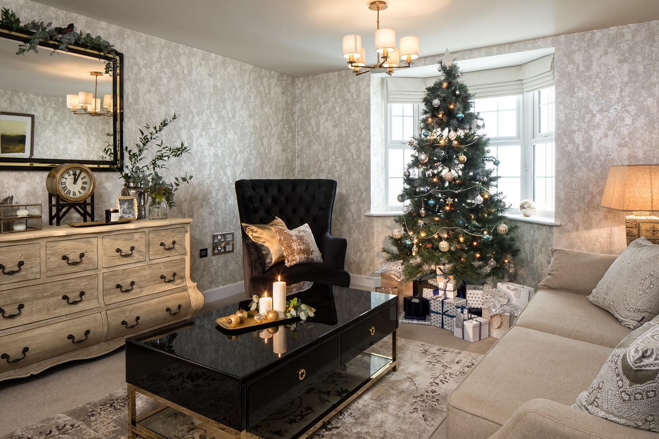 HOME IS STILL THE KEY TO A VERY MERRY CHRISTMAS