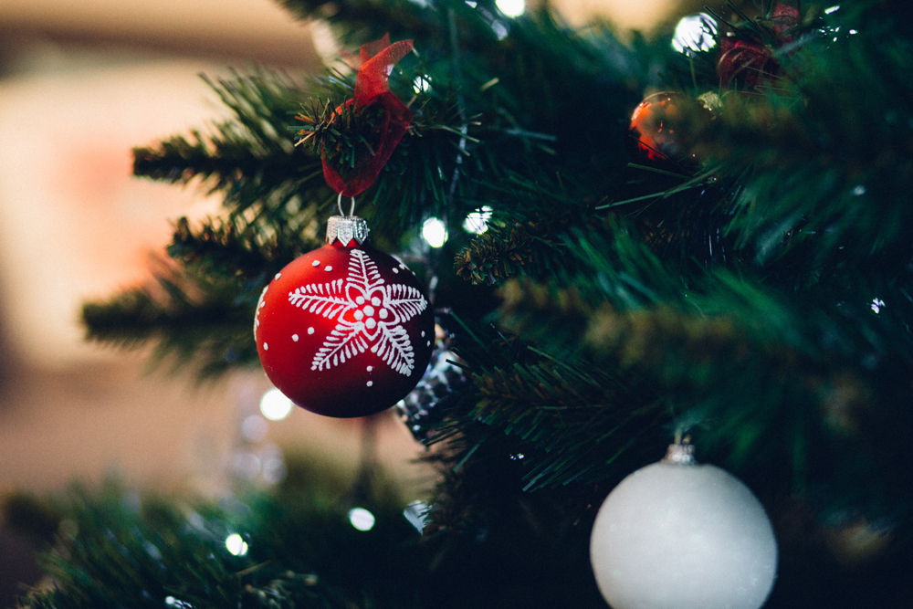 TOP 12 FESTIVE BUDGET TIPS FOR HOUSEHOLDS ACROSS THE ISLE OF WIGHT