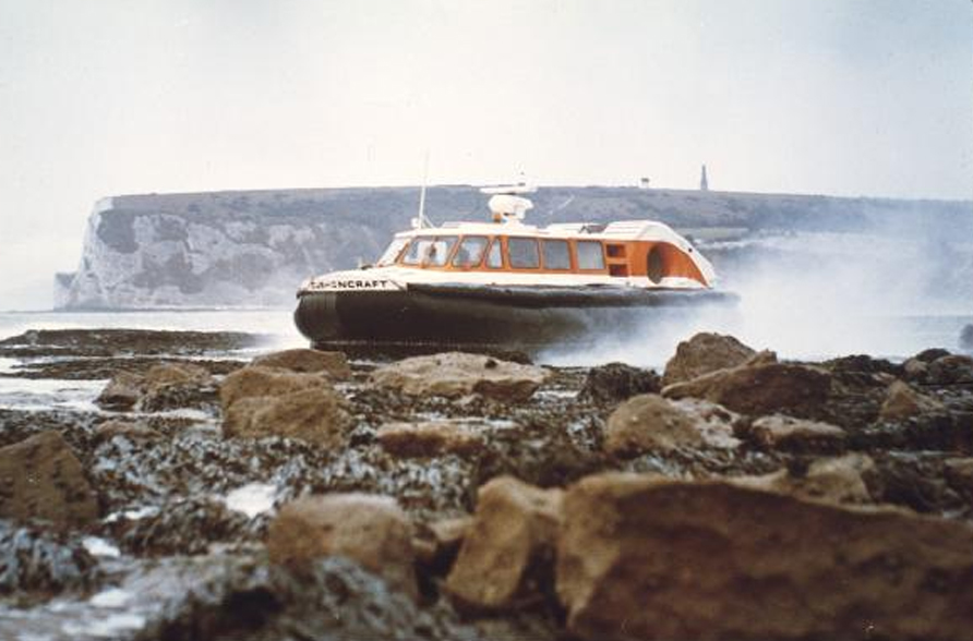 URGENT APPEAL TO HELP SAVE HISTORIC BRITISH AIR CUSHION CRAFT