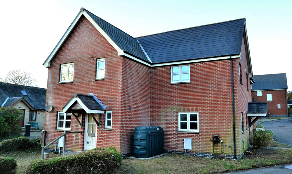 AUCTION STATIONS AS ISLE OF WIGHT PROPERTIES TO GO UNDER THE HAMMER