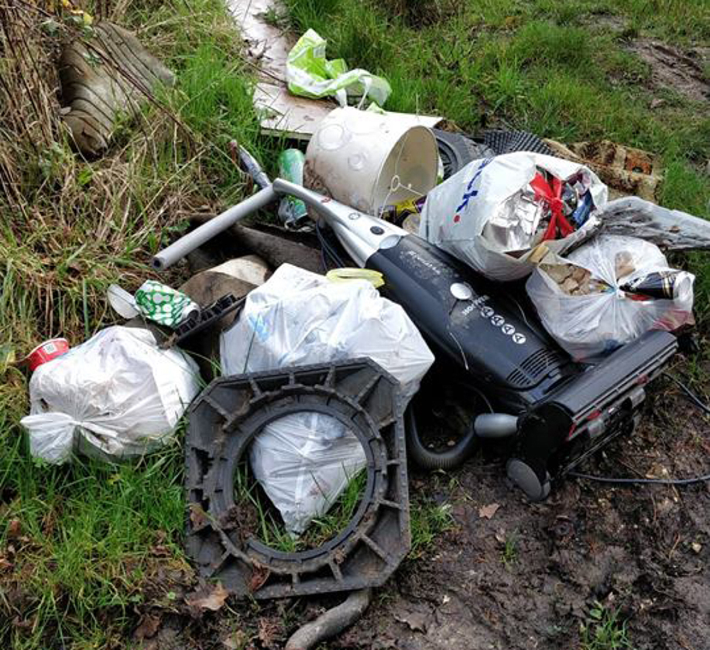 NEW YEAR FLY TIPPING ON NEWPORT’S PAN LANE