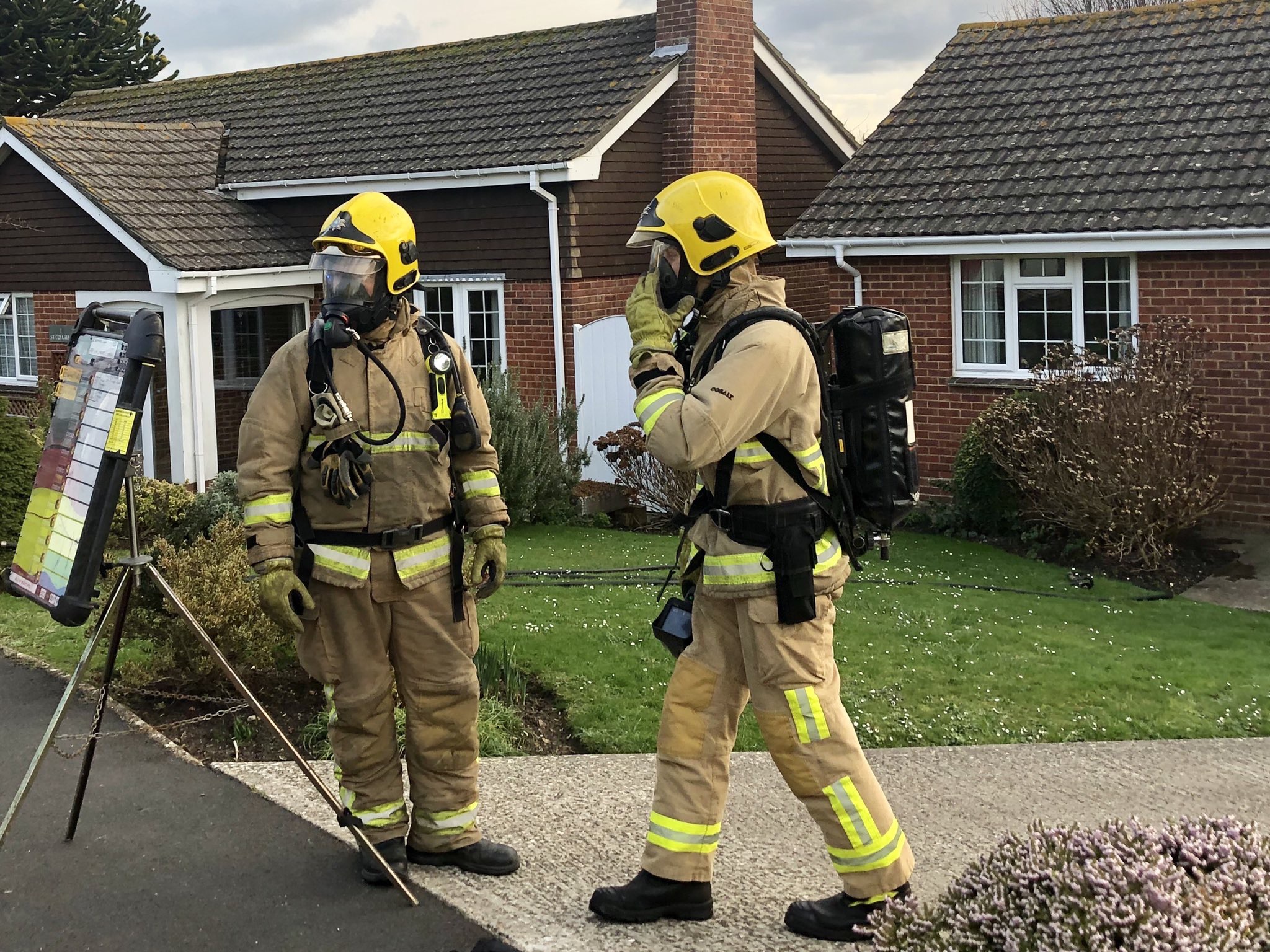 FIRE CREWS CALLED TO HAZARDOUS MATERIALS INCIDENT IN FRESHWATER