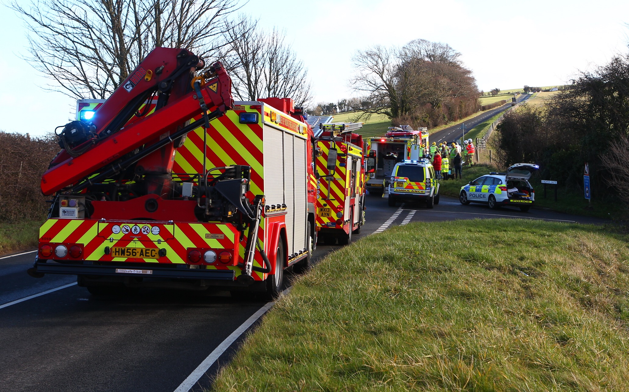 3-CAR CRASH ON THE DOWNS AT KNIGHTON