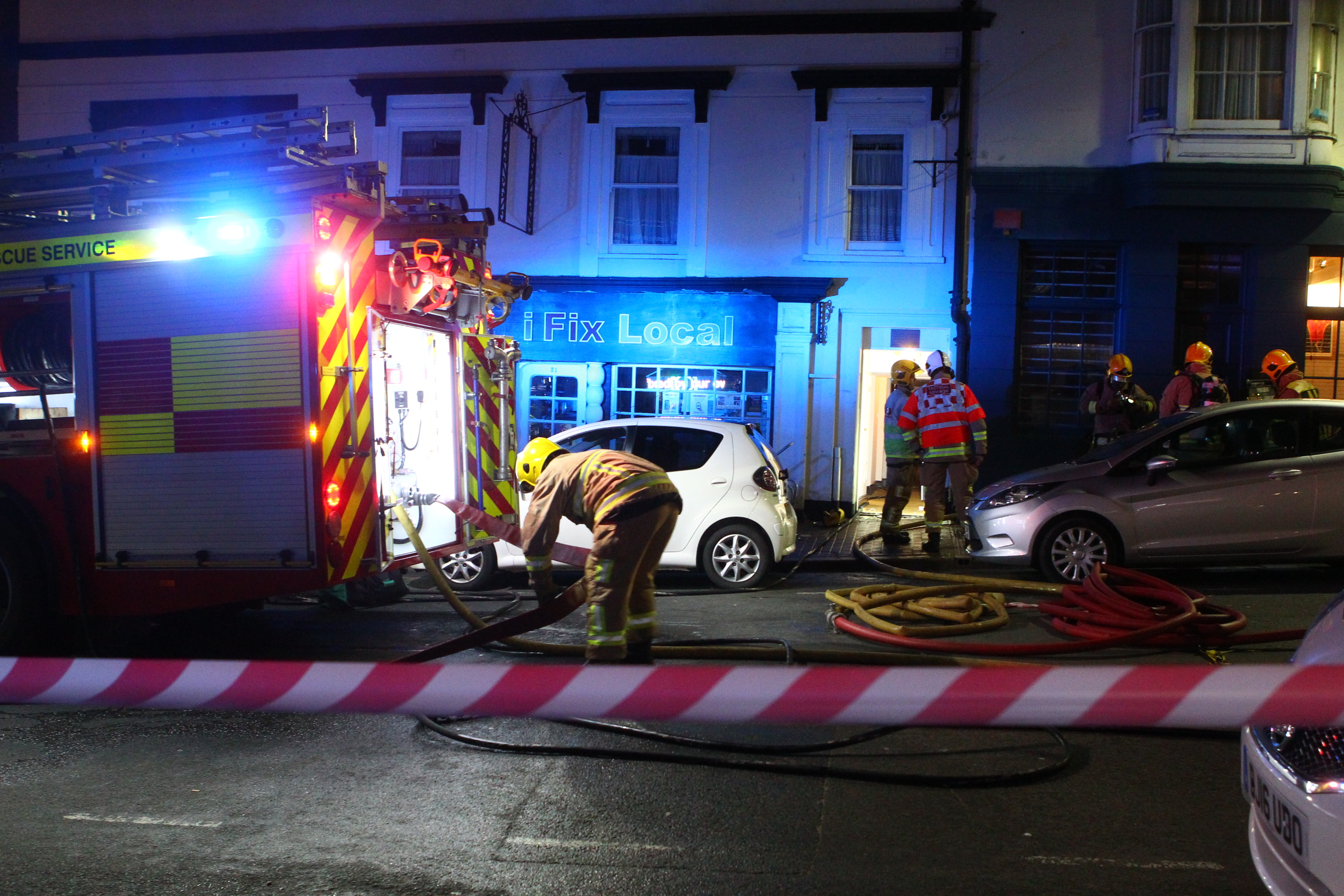 FLAT FIRE BREAKS OUT IN RYDE