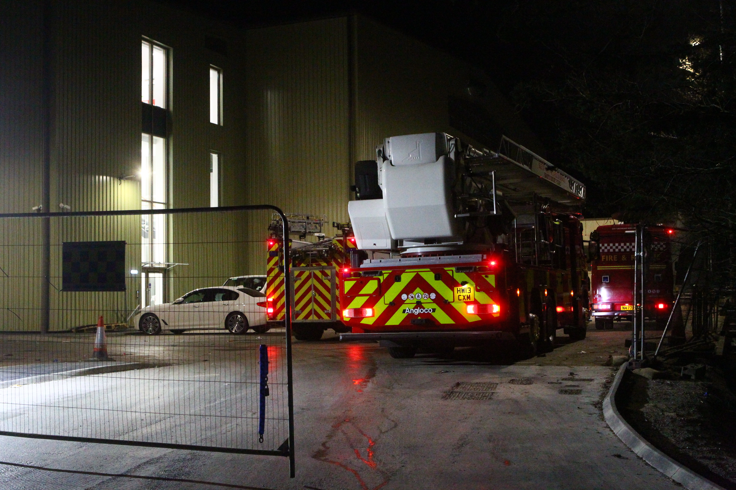 FIRE CREWS CALLED TO WASTE RECOVERY PARK ON FOREST ROAD