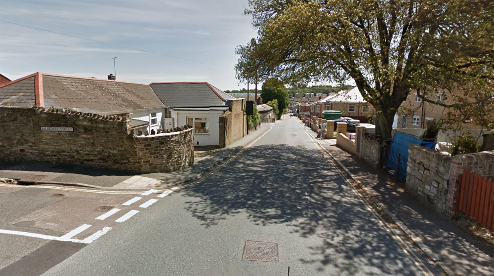 BUSY RYDE ROAD TO BE CLOSED NIGHT AND DAY FOR RECONSTRUCTION WORKS