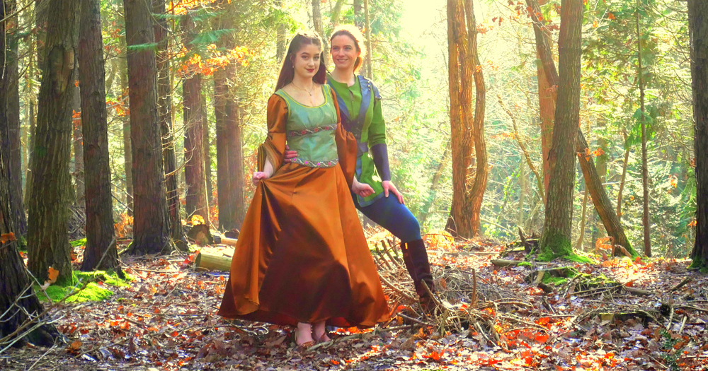THE WIGHT STROLLERS TO PERFORM ROBIN HOOD AND THE BABES IN THE WOOD