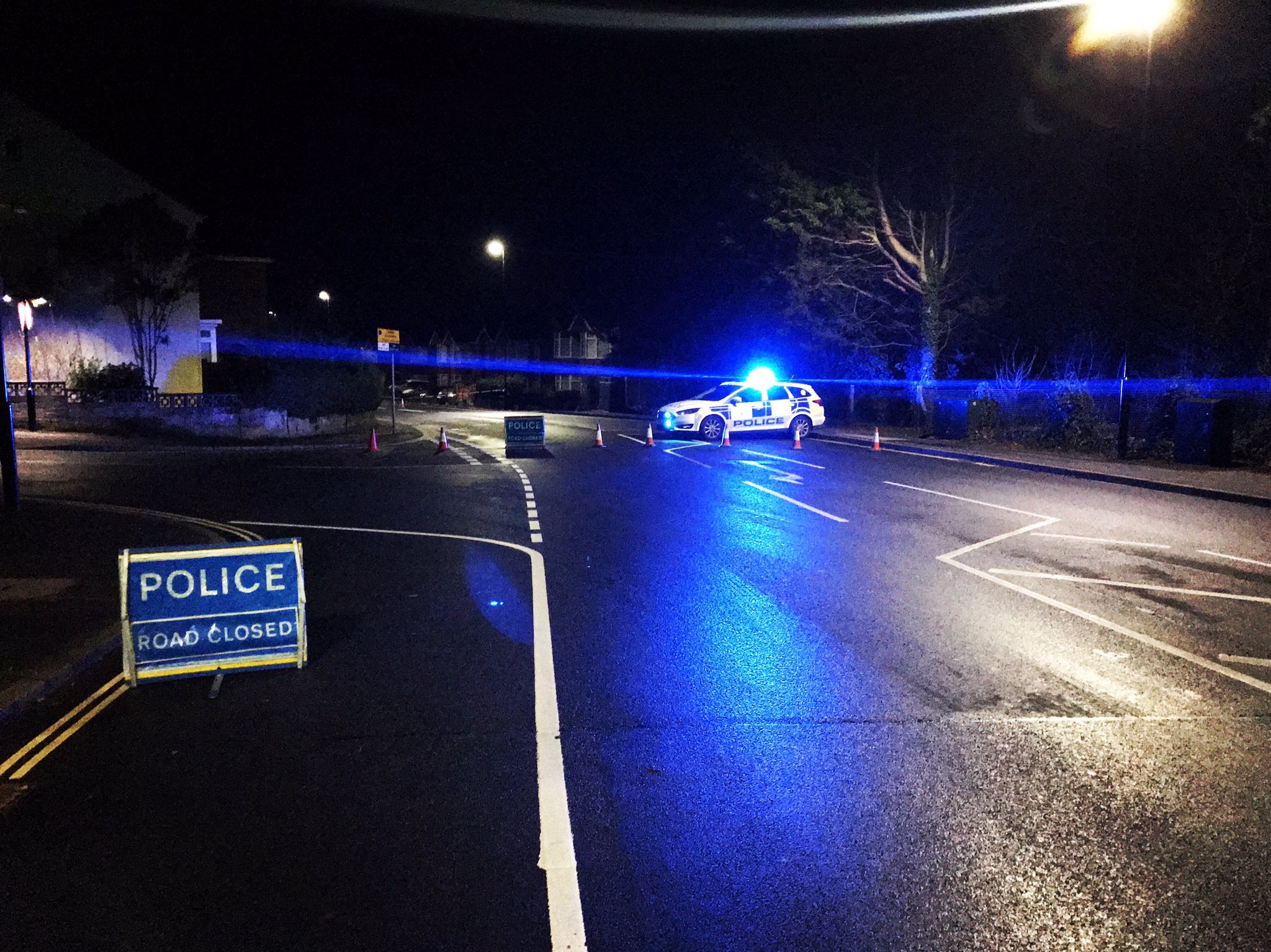 ONE SERIOUSLY INJURED IN EARLY HOURS CRASH ON FAIRLEE ROAD