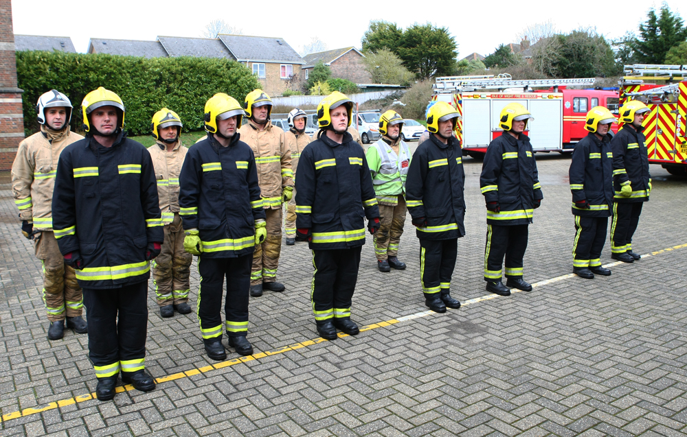 7 NEW RECRUITS JOIN THE ISLE OF WIGHT FIRE AND RESCUE SERVICE
