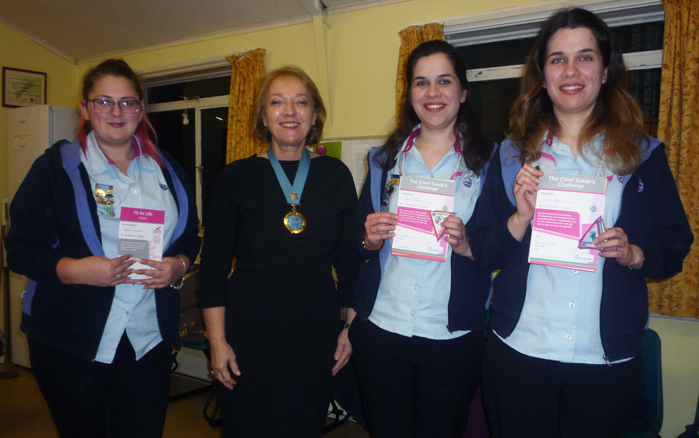 GIRLGUIDING IW MEMBERS CELEBRATE WORLD THINKING DAY WITH HIGH SHERIFF