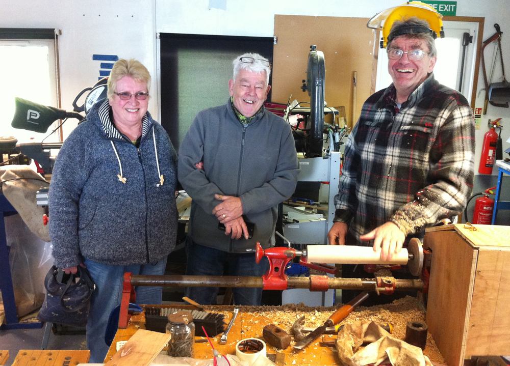 WOOD KEEPS ON TURNING IN VENTNOR THANKS TO LATHE DONATION