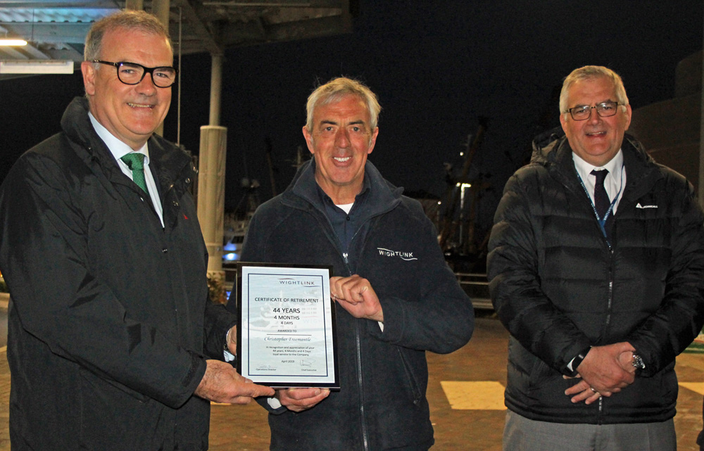 44 YEARS OF LOYAL SERVICE TO WIGHTLINK RECOGNISED