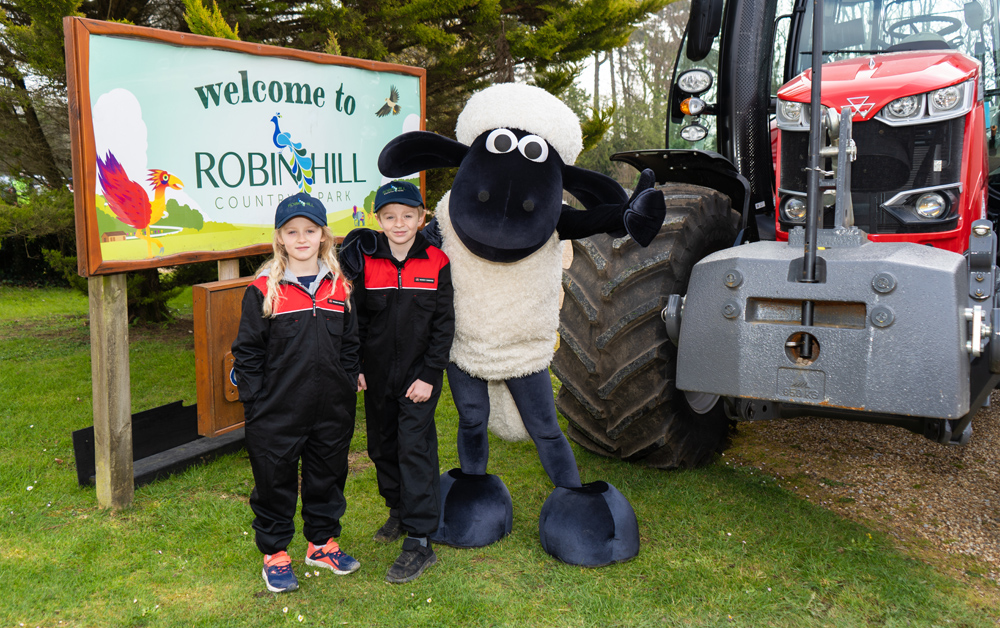 SHAUN THE SHEEP ARRIVES AT ROBIN HILL FOR A BAA-RILLIANT FARM FEST
