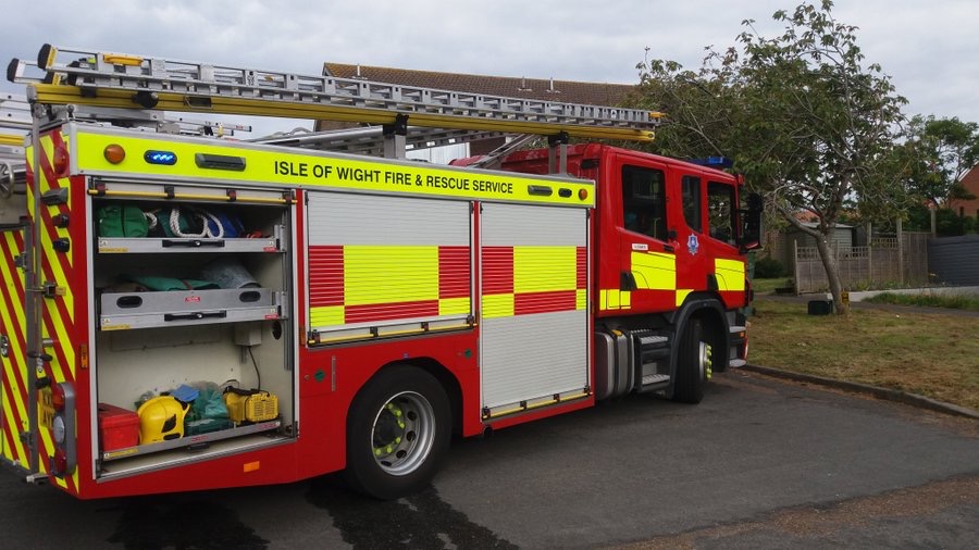 FIREFIGHTERS MOBILISED TO EAST COWES PROPERTY