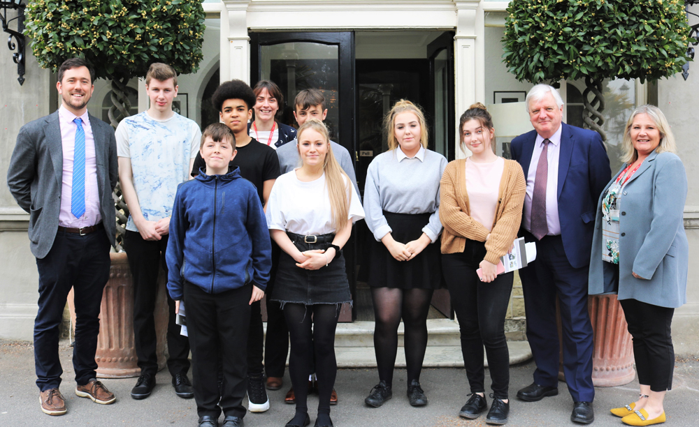 ISLE OF WIGHT STUDENTS GIVEN A TASTE OF ROYAL HOSPITALITY
