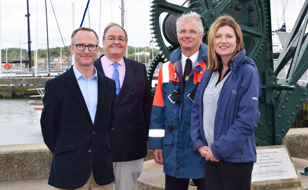 COWES WELCOMES NEW HARBOUR COMMISSIONERS