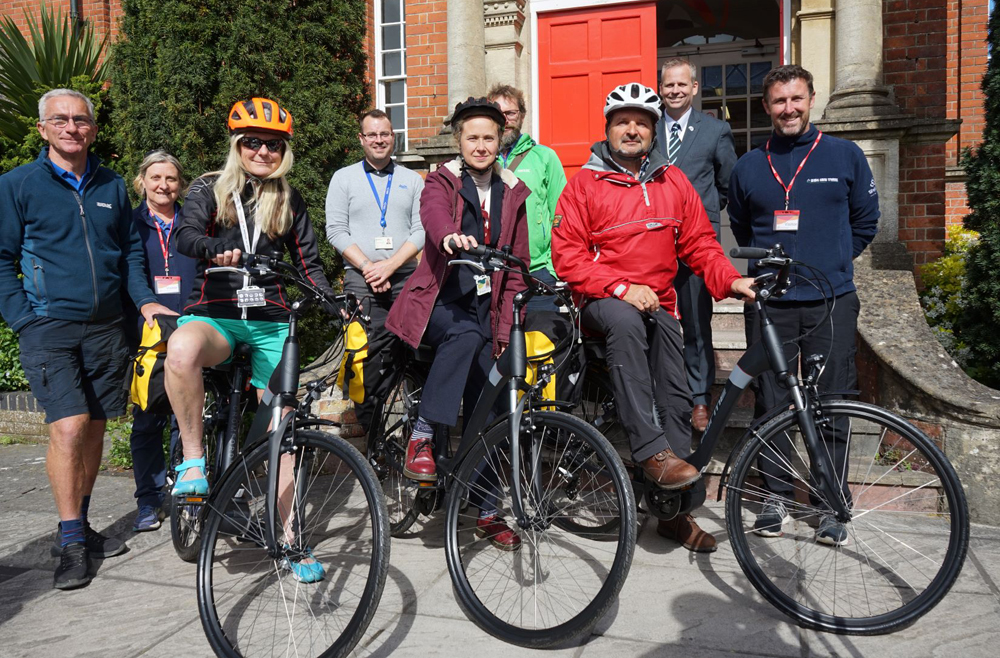 ELECTRIC BIKE SHARE SCHEME LAUNCHES AT ISLE OF WIGHT EDUCATION FEDERATION