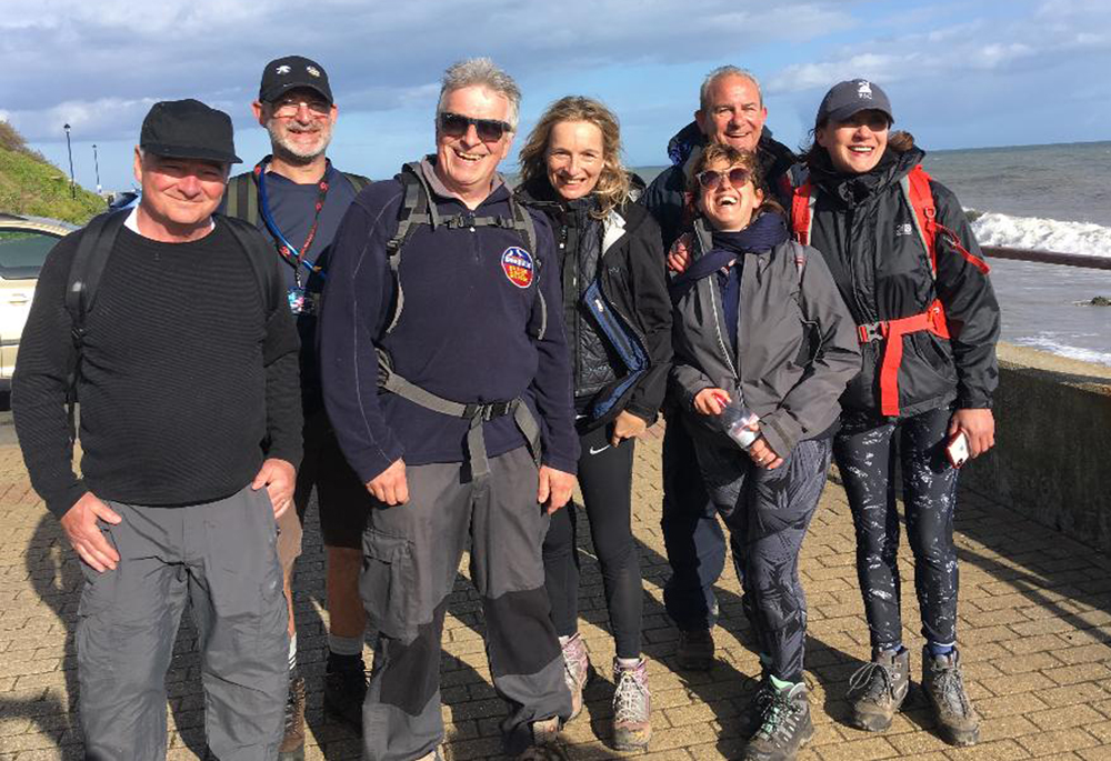 12 WALKERS SUCCESSFULLY TACKLE 50 MILES OF ISLE OF WIGHT COASTLINE FOR BRAINSTRUST
