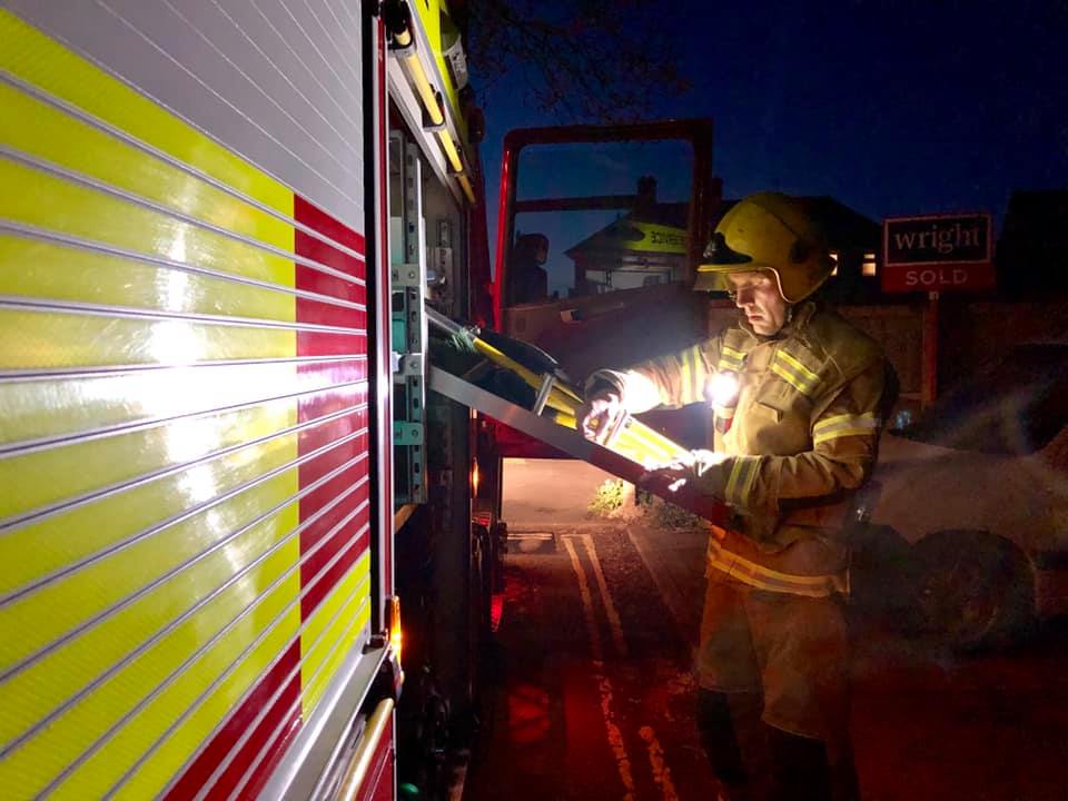 FIRE IN WOODLAND TACKLED BY FRESHWATER FIREFIGHTERS