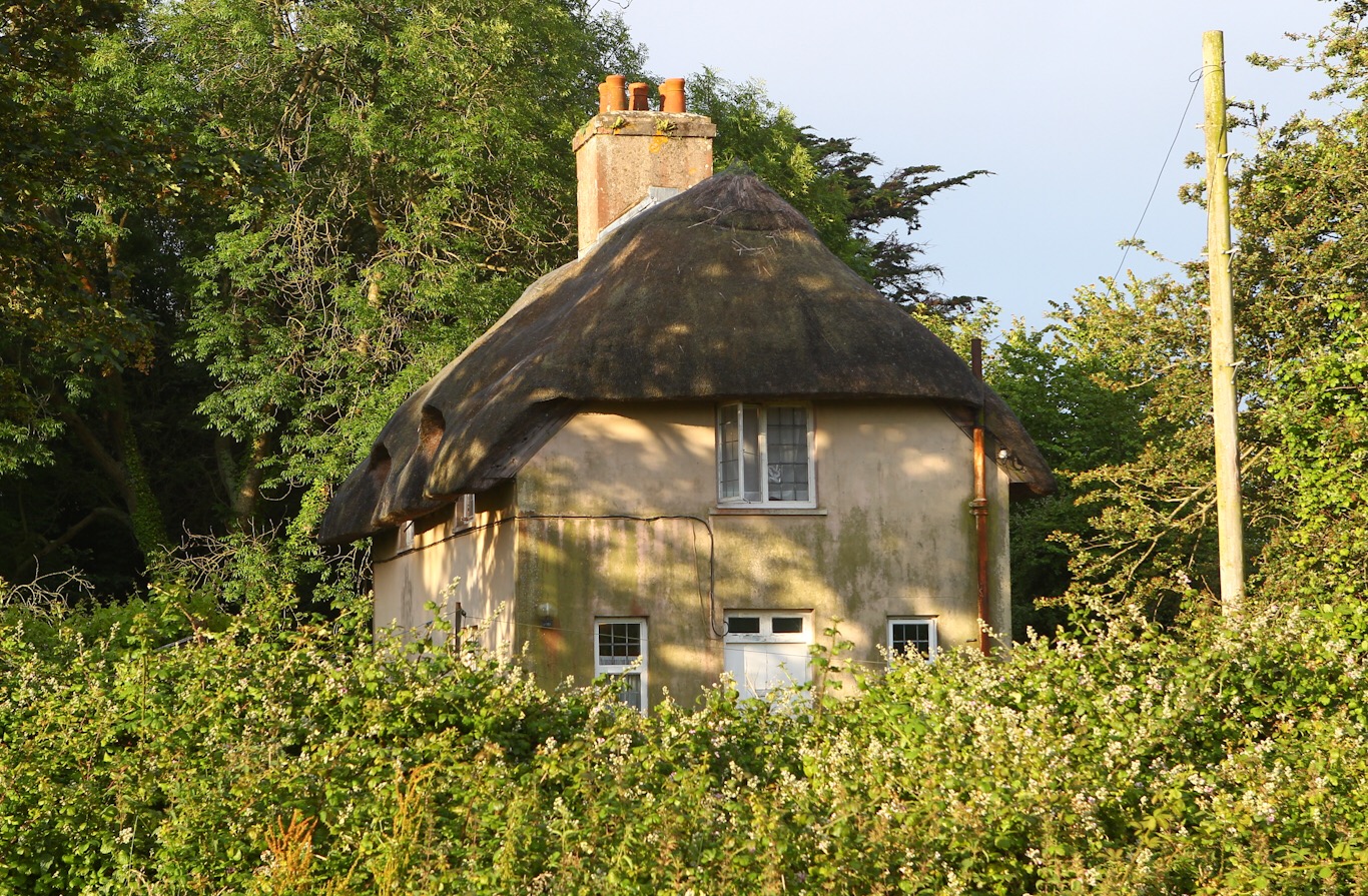 MAN DEAD AND WOMAN IN A LIFE-THREATENING CONDITION AFTER COTTAGE INCIDENT