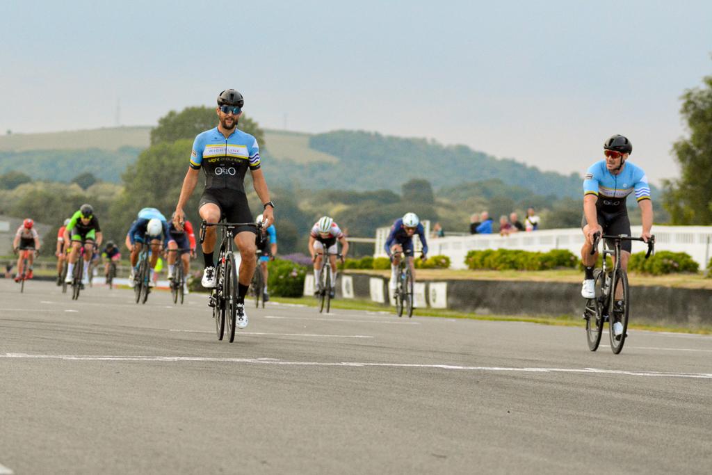 ALLSOPP AND CHANT TAKE THE WIN AT GOODWOOD