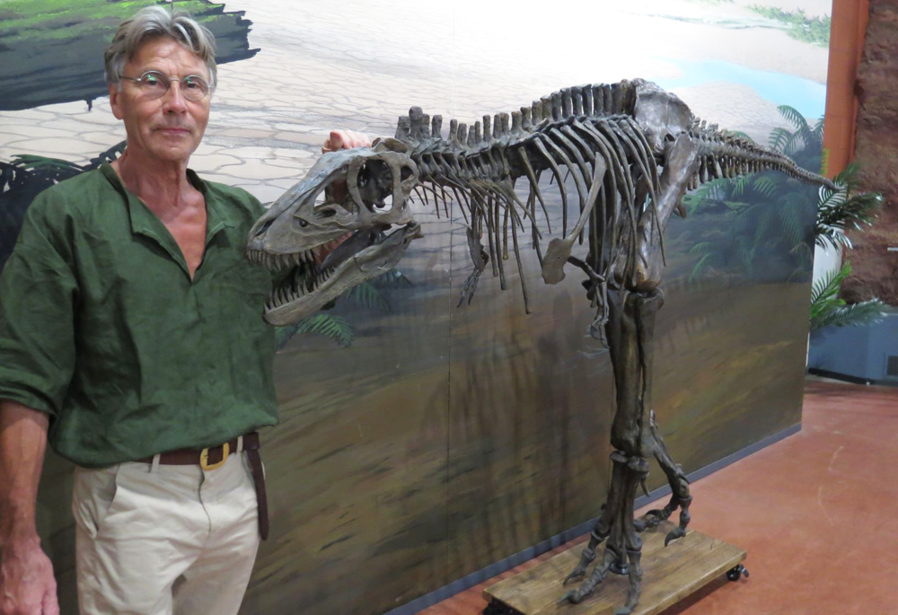 TEENAGE T. REX COMES TO TOWN AT SANDOWN