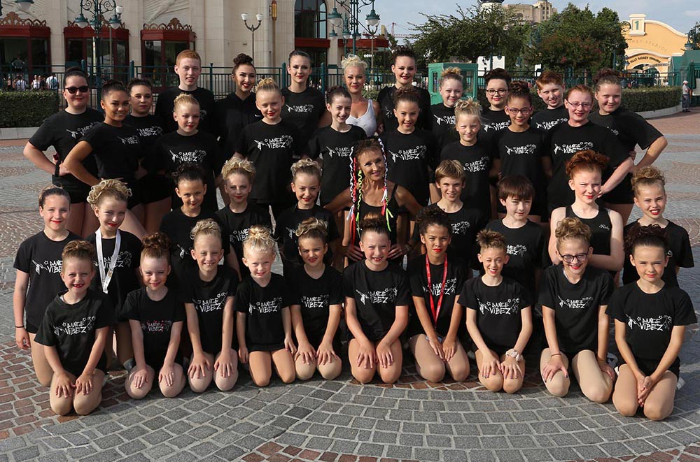 DANCE-VIBEZ TAKE TO THE STAGE AT DISNEYLAND PARIS