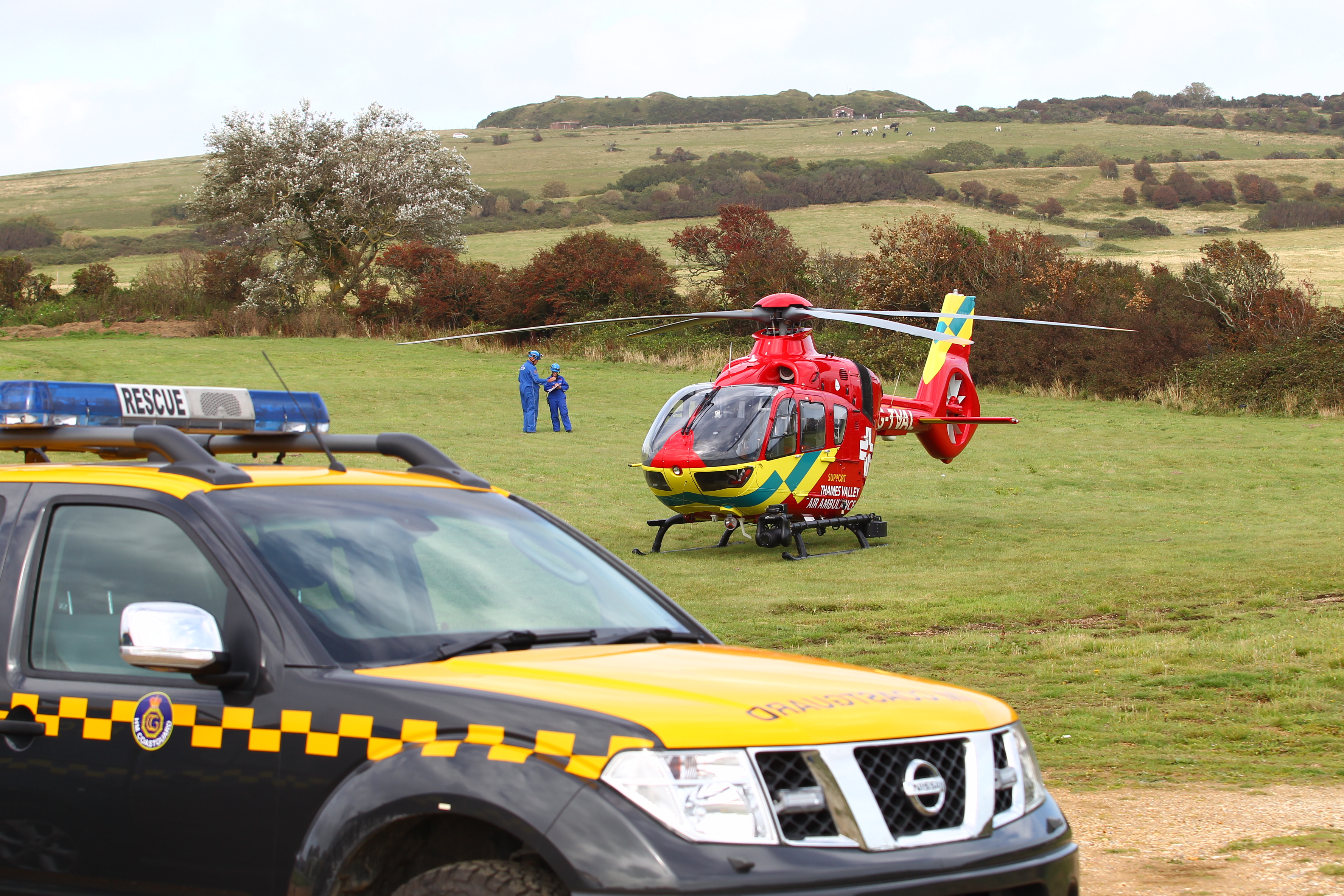 PHOTOS: 2 AIR AMBULANCES SCRAMBLED TO TEEN CLIFF FALL