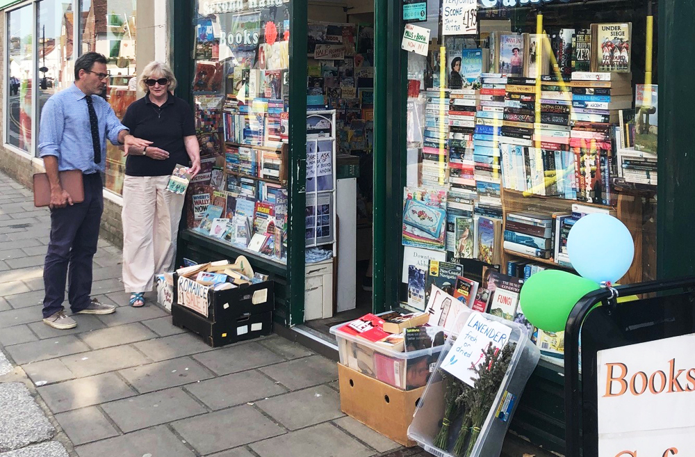 MP ASKS COUNCIL TO RECONSIDER £400-A-YEAR CHARGE TO BOOKSHOP OWNER